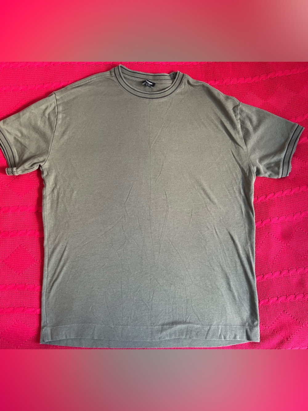Express Relaxed Olive Crewneck Tee